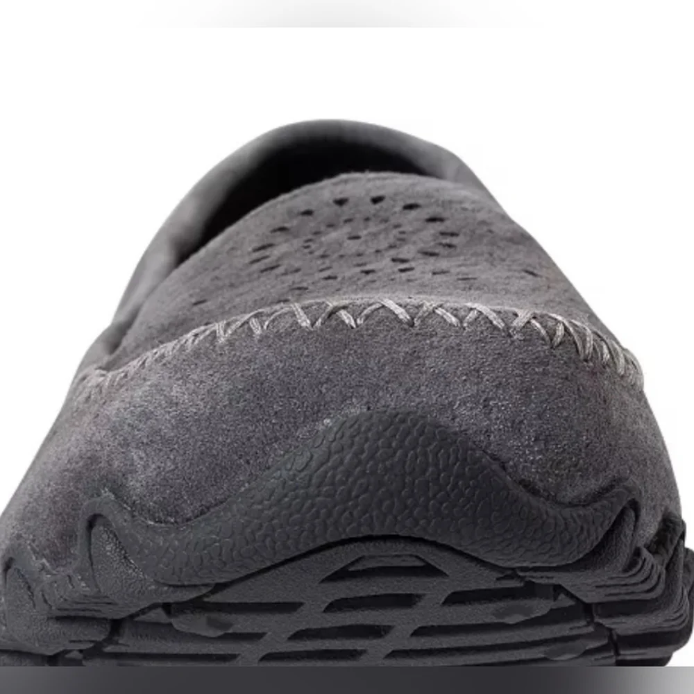 SKECHERS BIKERS TRAFFIC CASUAL WALKING SNEAKERS. SIZE 10. GREY.